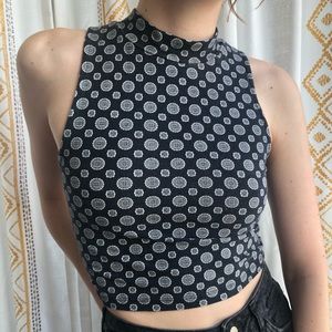 Patterned mock neck